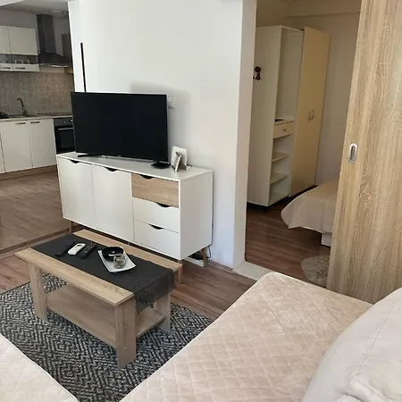 Sweet In Center * سبليت