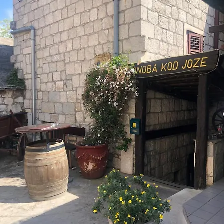 Sweet In Center سبليت