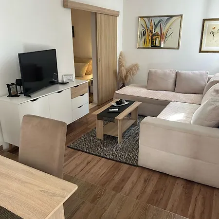 Apartment Sweet In Center *